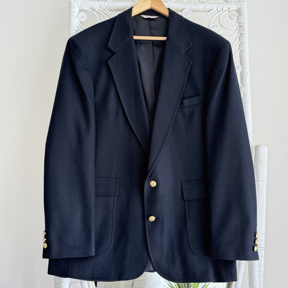 Vintage Wool Blazer Men 44L Navy Gold Button Crest Jacket Sport Coat Ivy USA
